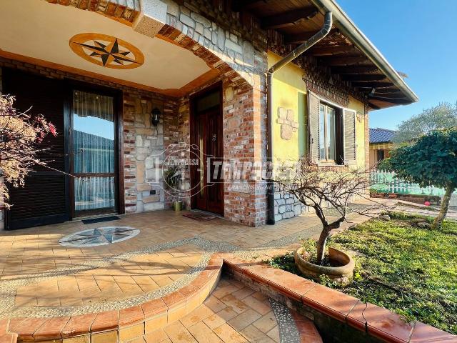 Casa in vendita a Lonate Pozzolo, Lombardia