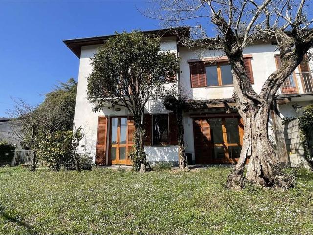 Casa in vendita a Como