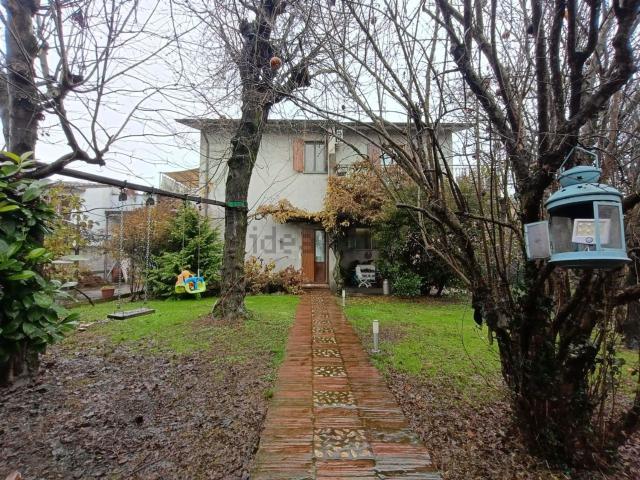 Casa in vendita a Scandolara Ripa D'oglio, Lombardia