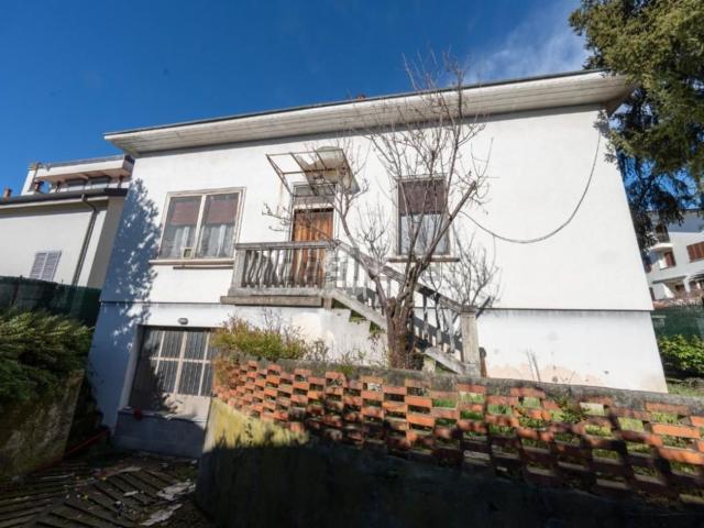 Casa in vendita a Albiate, Lombardia
