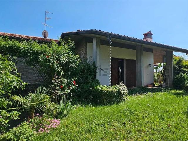 Casa in vendita a Prevalle, Lombardia