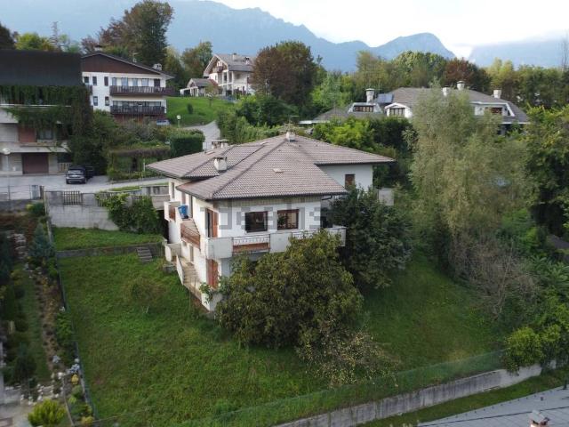 Casa in vendita a Sedico, Veneto