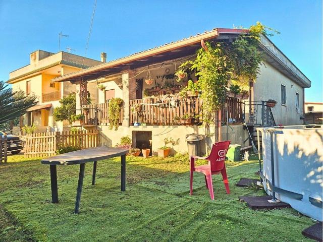 Casa in vendita a Madonnina, Roma Capitale