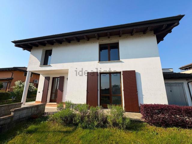 Casa in vendita a Tromello, Lombardia