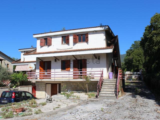Casa in vendita a San Bartolomeo, Cassino