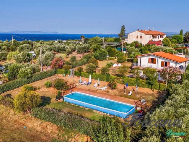 Casa in vendita a Follonica, Toscana