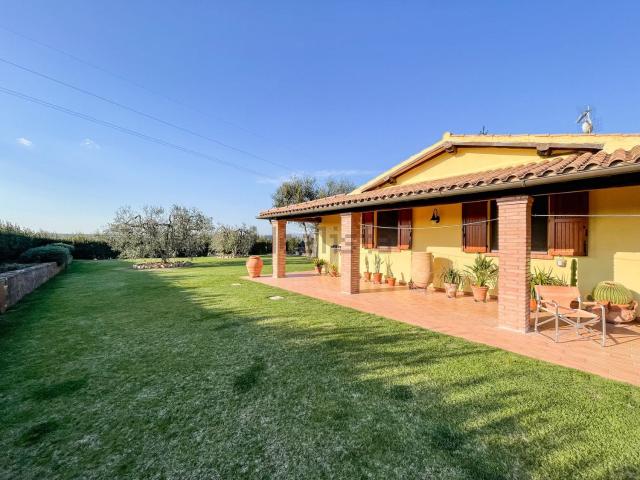 Casa in vendita a Unione di Comuni Montani Colline del Fiora, Manciano