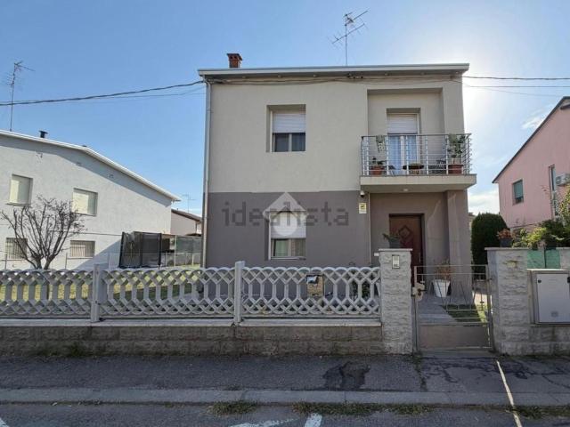 Casa in vendita a Alfonsine, Ravenna
