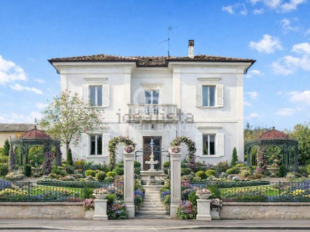 Casa in vendita a Urbania, Pesaro e Urbino