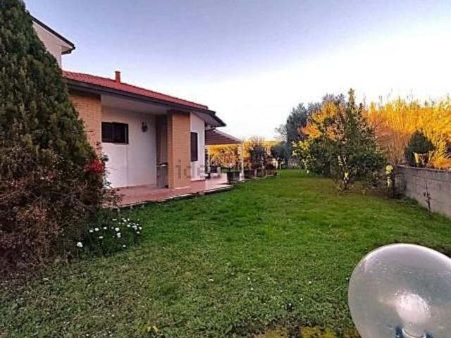 Casa in vendita a Navacchio, Cascina