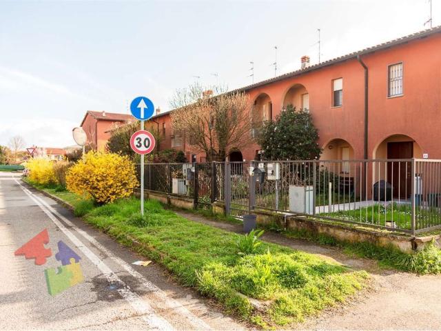 Casa in vendita a Motta Visconti, Lombardia