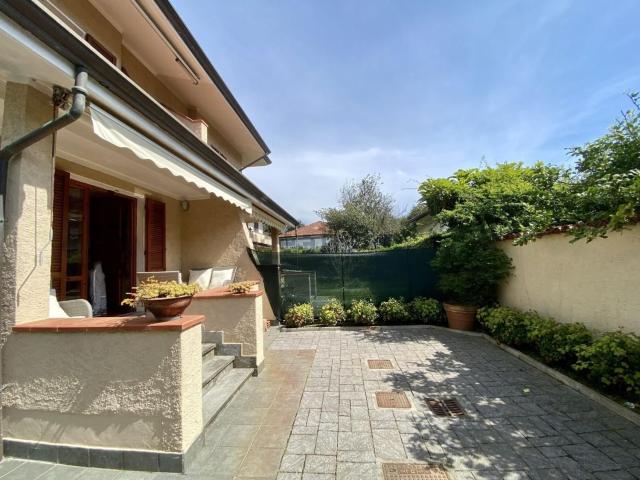 Casa in vendita a Tonfano, Toscana