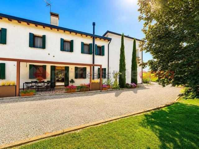 Casa in vendita a Vescovana, Veneto