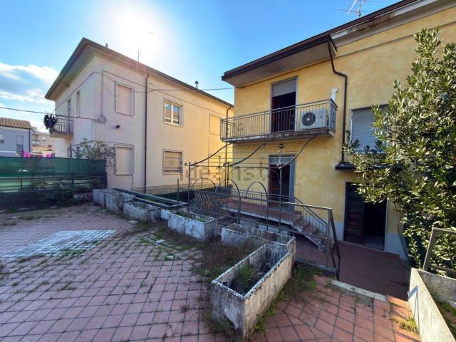 Casa in vendita a Fiorenzuola d'Arda, Piacenza