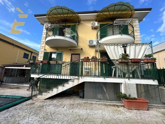 Casa in vendita a Giugliano In Campania, Campania