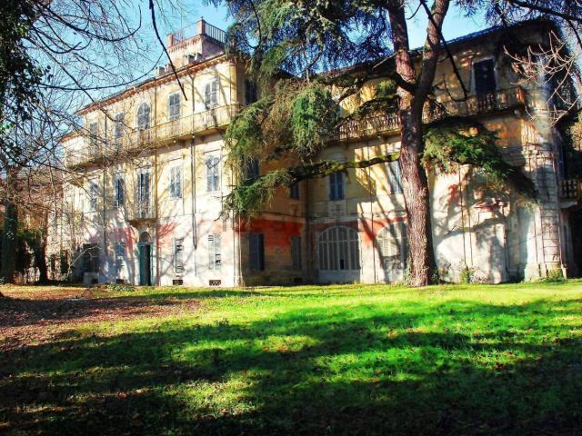 Casa in vendita a Piemonte, Asti