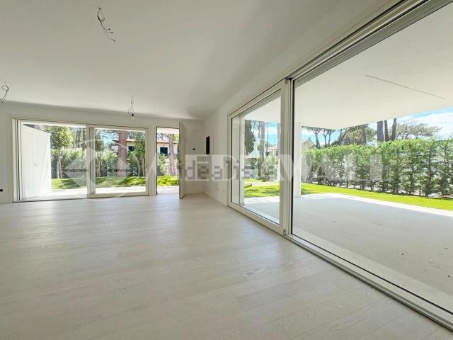 Casa in vendita a Lignano Pineta