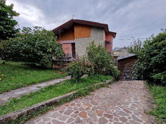 Casa in vendita a Unione di comuni Terre di Castelli, Zocca