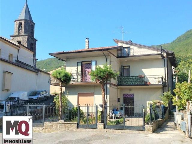 Casa in vendita a Roccamonfina, Campania