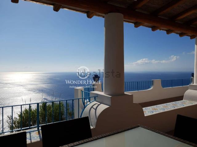 Casa in vendita a Capistello, Panarea