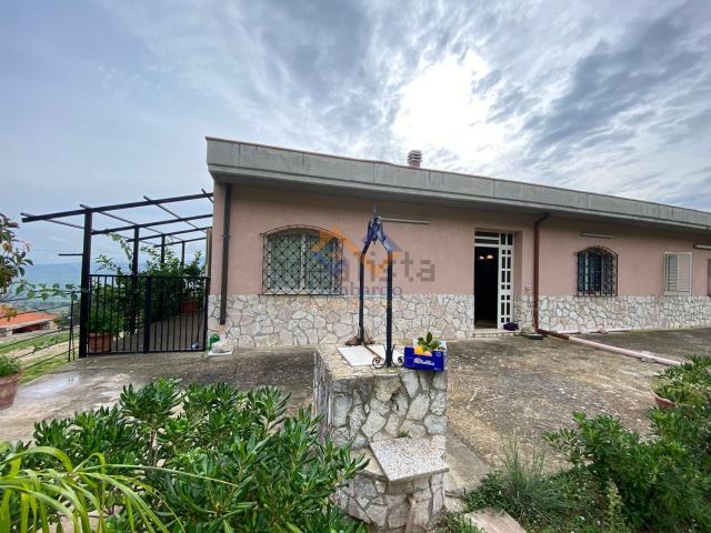 Casa in vendita a Borgo Borruso, Castellammare Del Golfo