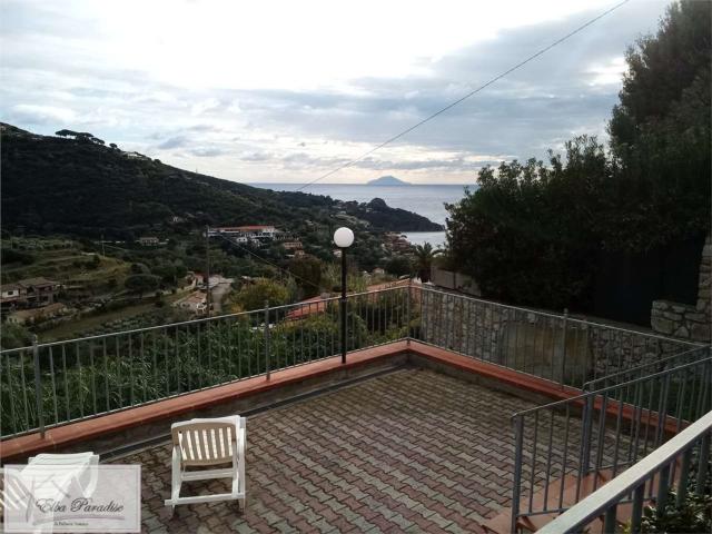 Casa in vendita a Capoliveri, Toscana