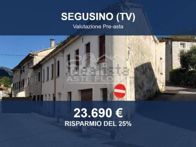 Casa in vendita a Pieve del Grappa, Segusino