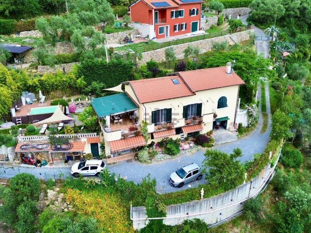 Casa in vendita a Chiusanico, Liguria
