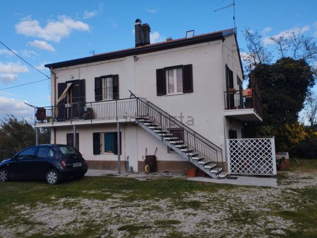 Casa in vendita a Villa Fastiggi, Marche