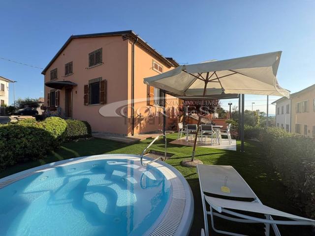 Casa in vendita a Marche, Pesaro E Urbino