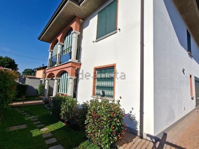 Casa in vendita a Garlasco, Lombardia