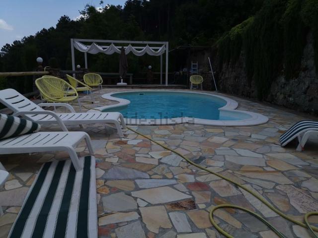 Casa in vendita a La Croce, Buti
