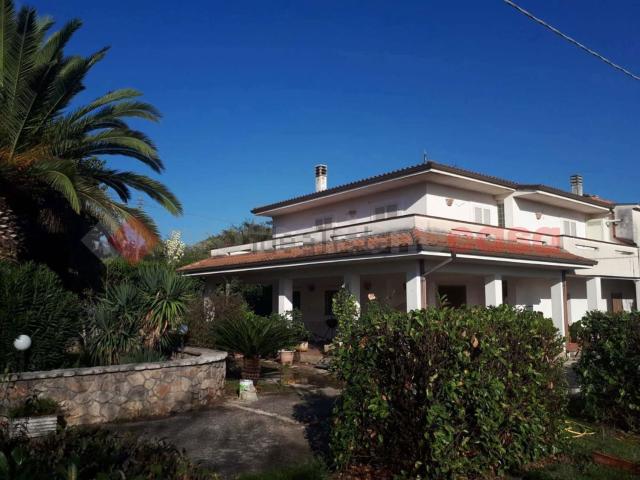 Casa in vendita a Cervaro, Lazio