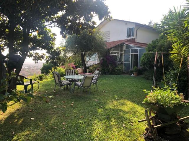 Casa in vendita a San Carlo, Marina Di Massa