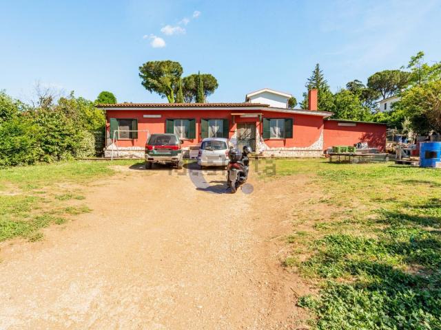 Casa in vendita a Monte Caminetto, Roma Capitale