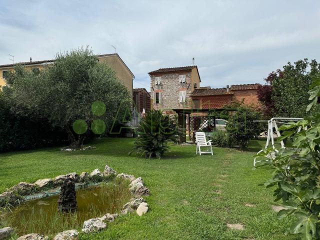 Casa in vendita a Capannori, Lucca