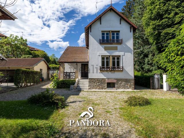 Casa in vendita a Casorate Sempione, Lombardia