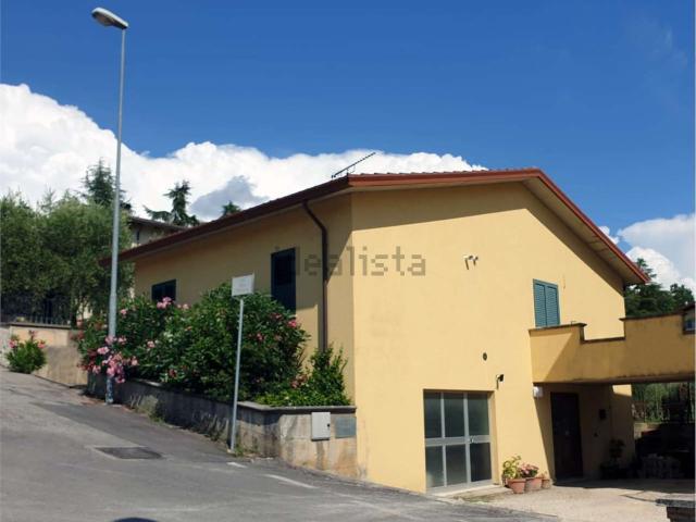 Casa in vendita a Valfabbrica, Umbria