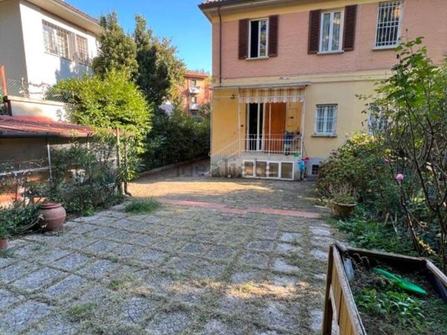 Casa in vendita a Santo Stefano, Bologna