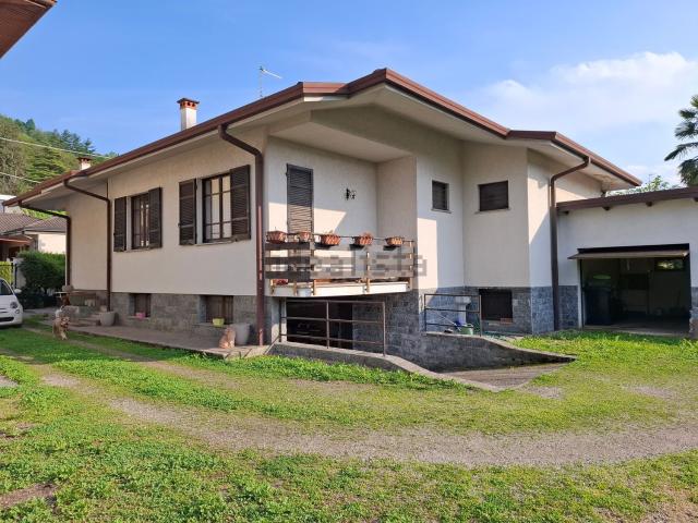 Casa in vendita a Piemonte, Novara