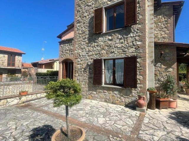 Casa in vendita a Murlo, Toscana