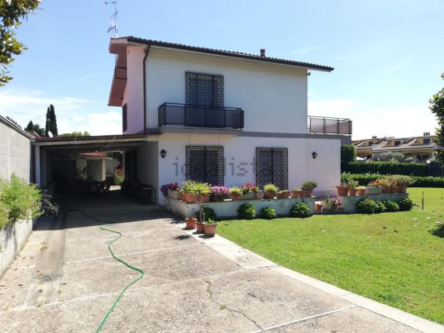 Casa in vendita a Roma Capitale, Lazio