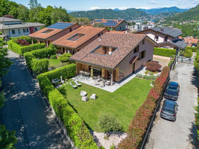 Casa in vendita a Lipomo, Lombardia
