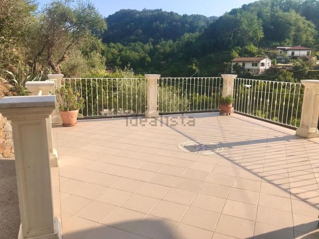 Casa in vendita a Carrara, Toscana