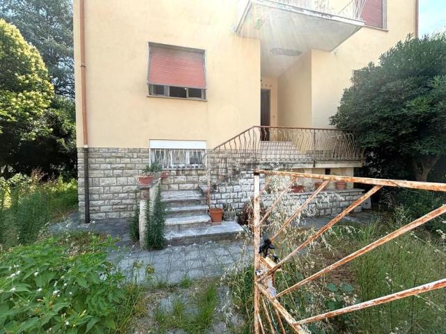 Casa in vendita a Santissima Annunziata, Bagni Di Lucca Ponte