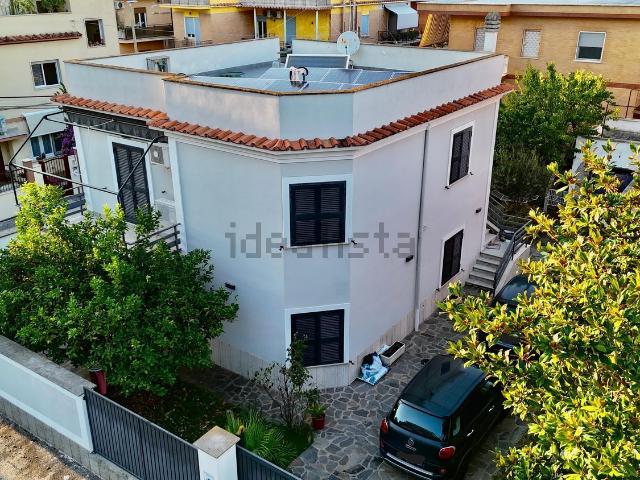 Casa in vendita a Lido di Ostia Levante, Montecompatri