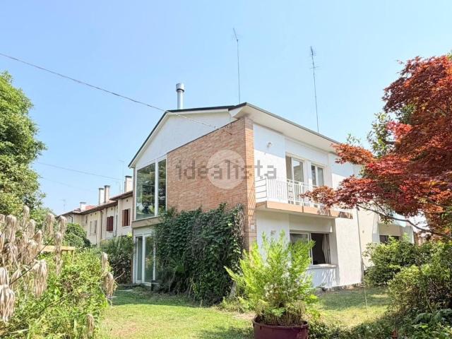 Casa in vendita a Selvana, Treviso
