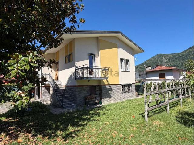 Casa in vendita a Comunità Montana del Piambello, Brusimpiano