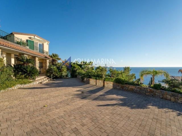 Casa in vendita a Poggio di Sanremo, San Remo