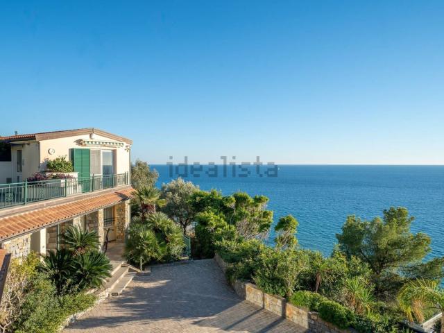 Casa in vendita a Poggio di Sanremo, San Remo